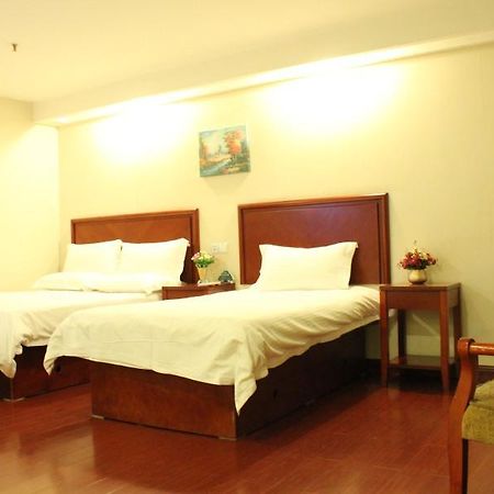 Greentree Alliance Shanghai Wanda Songjiang University Town Metro Station Hotel Buitenkant foto